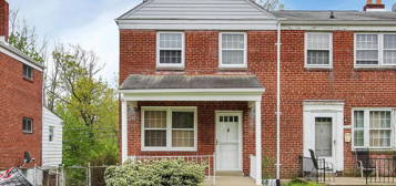 1523 Clearwood, Parkville, MD 21234