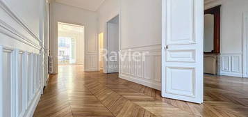 Appartement  à vendre, 6 pièces, 4 chambres, 236 m²