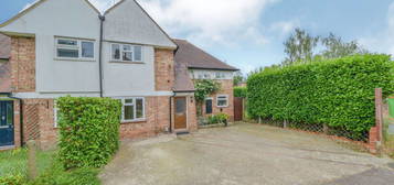 3 bed semi-detached house for sale