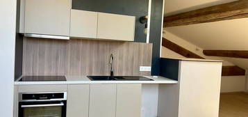 Appartement 80 m² ( 65 m² loi Carrez )