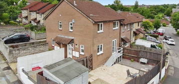 2 bed semi-detached house for sale