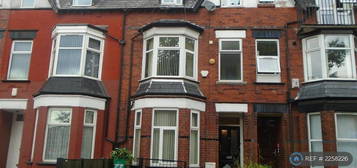 9 bedroom terraced house