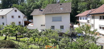 Zwei zusammenhängende Zimmer in OG Zell-Weierbach