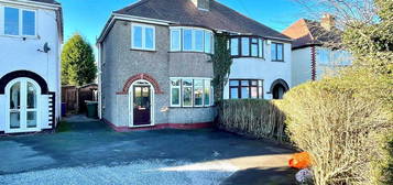 3 bed semi-detached house for sale