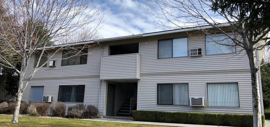 619 N Baker Ave Unit A, East Wenatchee, WA 98802