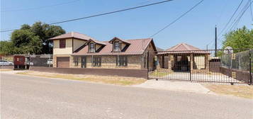 105 Elias Lopez Blvd, Rio Grande City, TX 78582