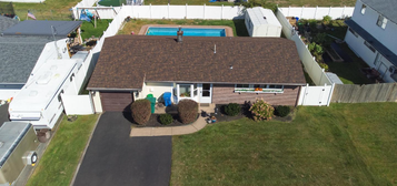 23 Idlewild Rd, Levittown, PA 19057