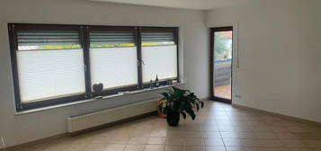 3 Zimmer Wohnung 89m2, 2 Balkone, Garage, Wachenheim