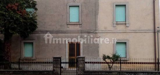 Casale 400 m², Centro, Gonars