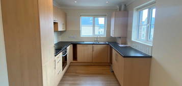 2 bed flat to rent