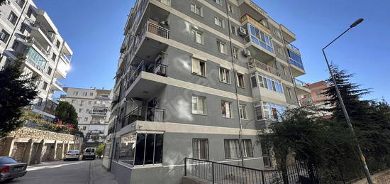 KENT 2 DE KİRALIK 3+1 ANA CADDE YAKINI METRO YAKINI DAİRE