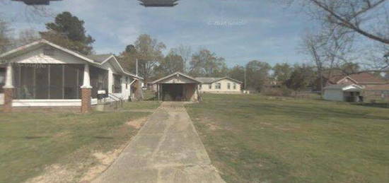 2093 Bridgeman Ave, Haynesville, LA 71038