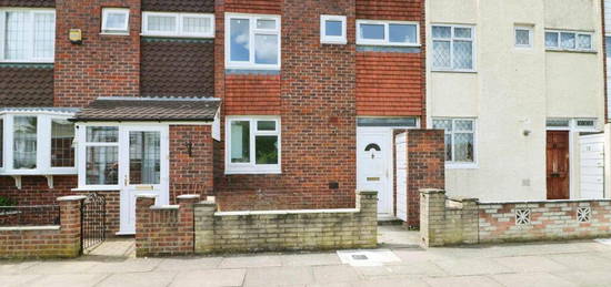 3 bedroom terraced house for sale