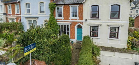 4 bedroom terraced house for sale