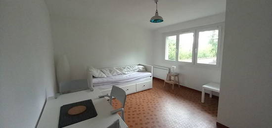 Studio meublé 23.20m² Centre ville de Lesparre