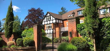 Flat to rent in Larch Avenue, Ascot SL5