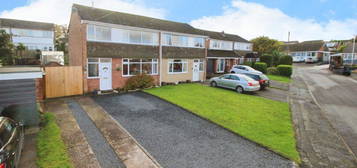 3 bed semi-detached house for sale