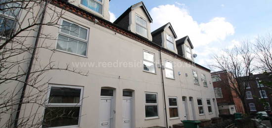 6 bed property to rent