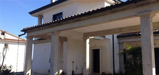 Villa in vendita a Marzano Appio