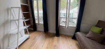 Vends 2 pieces paris 11eme oberkampf