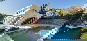 Villa 6 pièces 180 m²