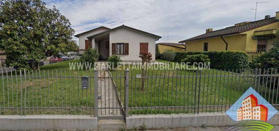 Villa in vendita in via Guado s.n.c