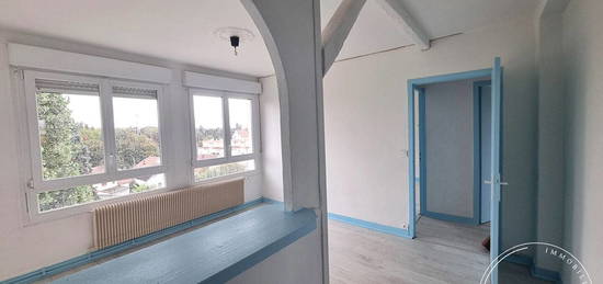 Appartement  à vendre, 4 pièces, 2 chambres, 60 m²