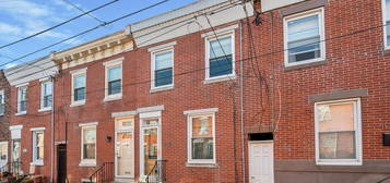 1126 E Eyre St, Philadelphia, PA 19125