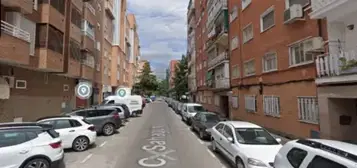 Apartamento en calle de Sahag&#xFA;n