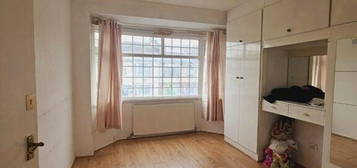 1 bedroom house share