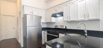 265 Webster Ave Unit 2R, Jersey City, NJ 07307