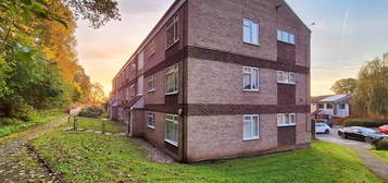 Flat to rent in Chesterton Close, Ipswich IP2