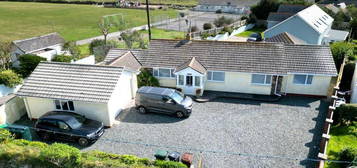 4 bedroom detached bungalow for sale