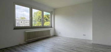 Frisch renovierte 3 Zimmer Wohnung mitten im grünen!!