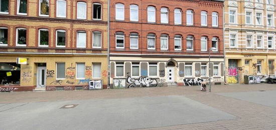 Mehrfamilienhaus mit 10 Parteien nahe Limmerstraße