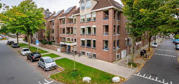 Deken van Oppensingel 125