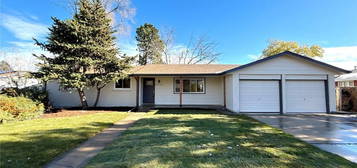 6452 Owens St, Arvada, CO 80004