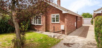 Detached bungalow to rent in The Village, Stockton On The Forest, York YO32