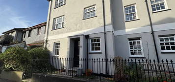 Flat to rent in Victoria Street, Totnes TQ9