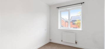 Property to rent in Valley Gardens Kingsway, Quedgeley, Gloucester GL2