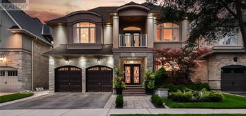 526 HIDDEN Trail, Oakville, Ontario