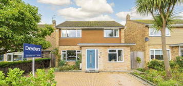 4 bed detached house for sale