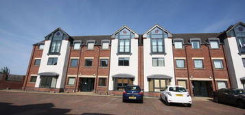 Flat to rent in Park View, Lincoln LN6