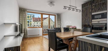 Byt 3+kk, 64 m², Drahobejlova, Praha