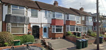 3 bedroom terraced house