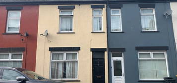 4 bed terraced house for sale