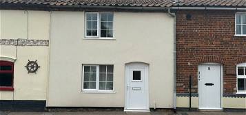 Cottage to rent in Fen Lane, Beccles NR34