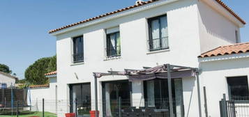 Maison de 5 chambres avec jardin, piscine et studio à Salon-de-Provence