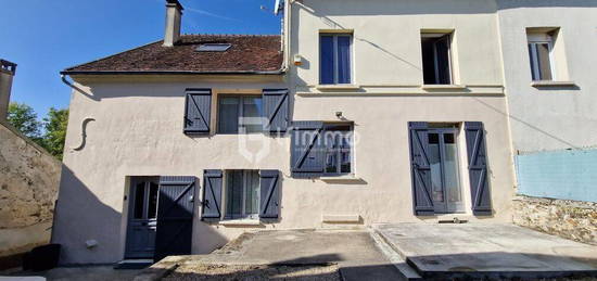 Maison briarde  atypique à vendre à Orly sur Morin