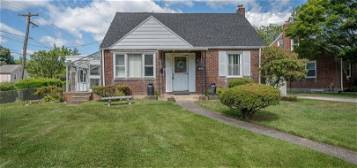 2113 Haverford Rd, Ardmore, PA 19003